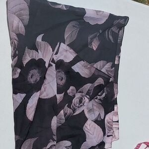 Le Chateau Black and Pink Scarf